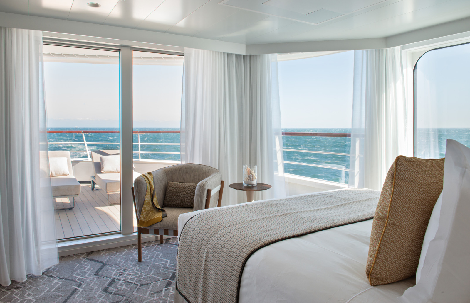 BOUGAINVILLE grand deluxe 2.jpg